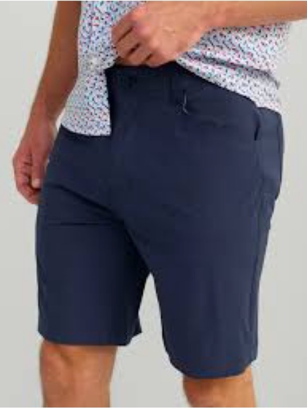 Under Armour Fish Hunter Cargo Shorts Navy Men’s Size 40 NWT UPF 30